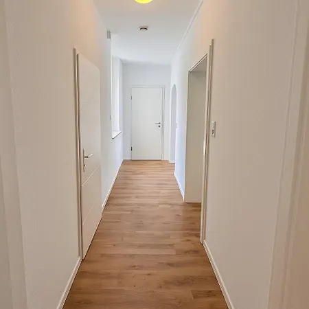 Meribu F23 Fuer Monteure Und Arbeiter Lägenhet